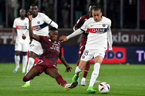 Mbappe vắng mặt, PSG thắng dễ trong trận Ligue 1 cuối cùng của mùa giải
