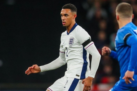 Trent Alexander-Arnold đột phá vai trò mới trận Anh đấu Phần Lan