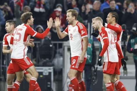 Trực tiếp Bayern Munich 2-0 Stuttgart: Bàn thắng liên tiếp