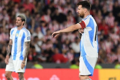 Messi 'tịt ngòi', Argentina thất thủ trước Paraguay sau 8 năm