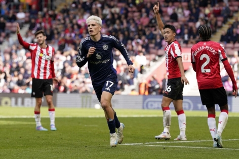 Trực tiếp MU 0-0 Southampton: Đôi công hấp dẫn