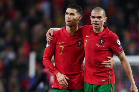 Pepe: 'Ronaldo ở cả đêm trong bệnh viện vì tôi'