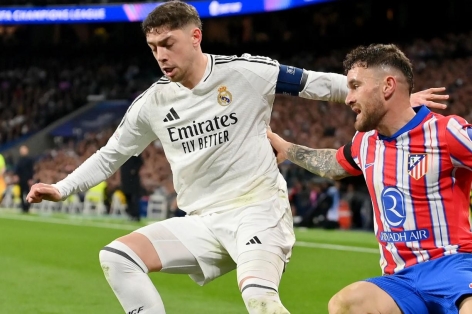 Trực tiếp Atletico 1-0 Real Madrid: Đôi công rực lửa