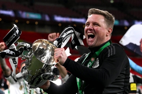 Vừa vô địch Carabao Cup, HLV Newcastle đối diện ngay trát sa thải