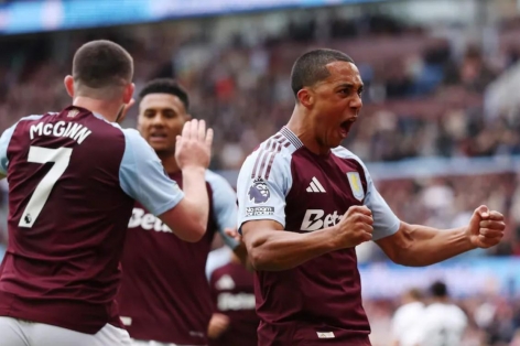 Đánh bại Fulham, Aston Villa làm nóng cuộc đua dự Champions League