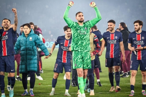 PSG quá mạnh, bóng đá Pháp buộc phải 'thay luật'