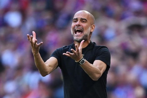 Pep Guardiola hiện tại siêu lẩm cẩm