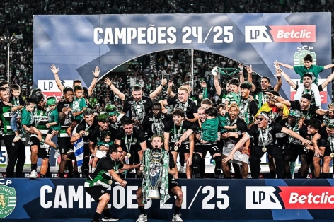 Gyokeres giúp Sporting lên ngôi vương tại Bồ Đào Nha