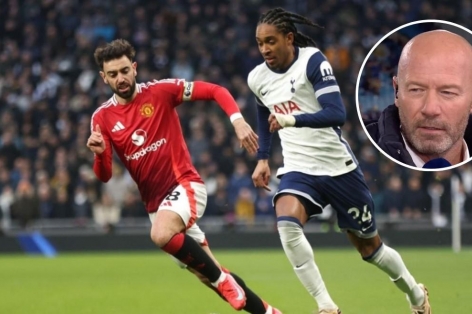 Alan Shearer chỉ thẳng đội vô địch Europa League sau loạt sút luân lưu