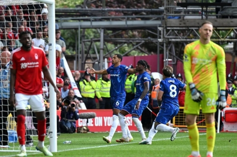 Trực tiếp Nottingham 0-1 Chelsea: Tấn công quyết liệt