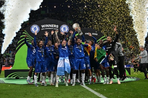 Chelsea vô địch, Premier League lập kỷ lục 'trăm năm có một'