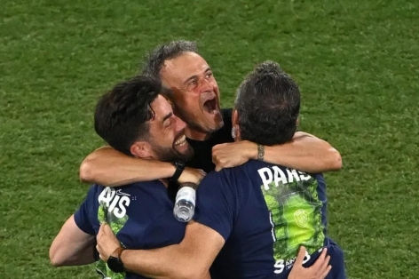 HLV Luis Enrique khiến cả châu Âu ngỡ ngàng