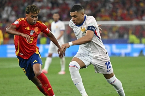 Mbappe phản ứng bất ngờ sau trận thua đắng Tây Ban Nha