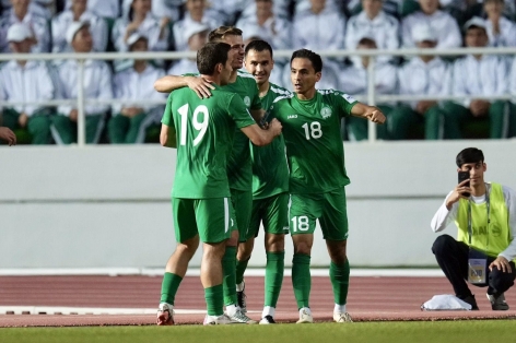 Trực tiếp Turkmenistan 3-1 Thái Lan: Chủ nhà áp đảo
