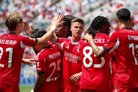 Benfica quật ngã Bayern, giành ngôi đầu bảng C Club World Cup