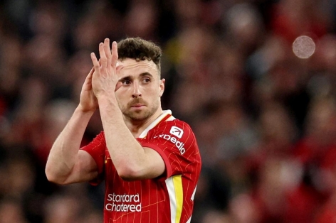 Jota đột ngột qua đời, Liverpool rối ren trên TTCN