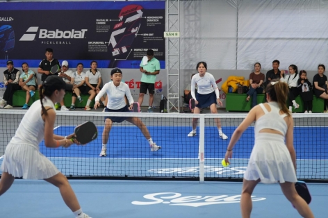 Pickleball và tranh cãi 'đánh dở thì hét nhỏ thôi' gây bão mạng