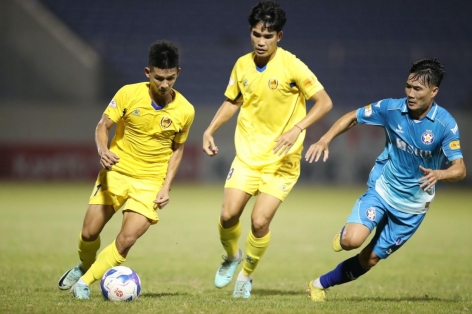 Tranh cãi Bình Phước hay Bình Định sẽ thế chỗ Quảng Nam ở V-League