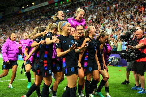 Ngược dòng kịch tính, ĐT Anh hạ Ý tiến vào chung kết Euro 2025