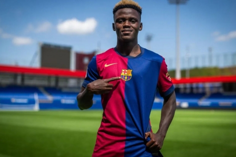 Chơi 26 phút, sao trẻ châu Phi vẫn được Barca ký tiếp hợp đồng