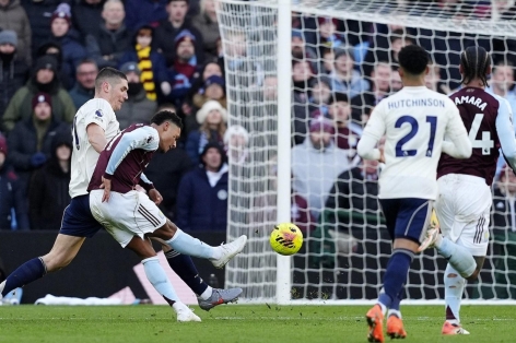Trực tiếp Aston Villa 1-0 Nottingham: Bàn mở tỷ số quý báu