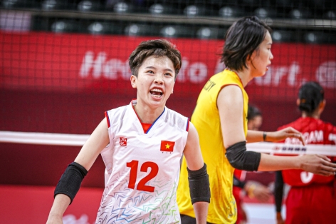 Bóng chuyền nữ Việt Nam ở lại tập thêm sau chiến thắng mở màn tại ASIAD 19