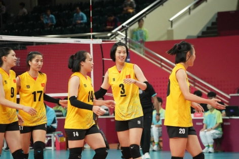 Thanh Thúy dưỡng sức, bóng chuyền nữ Việt Nam thắng trận mở màn ASIAD 19
