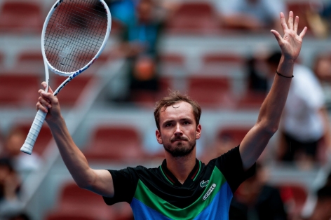 Medvedev vào bán kết China Open, chờ Alcaraz 'phản hồi'?