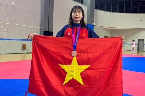 Bạc Thị Khiêm hạ võ sĩ hạng 7 thế giới, giành HCV giải Taekwondo Châu Á 2024