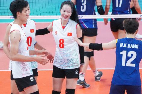 Bóng chuyền nữ Việt Nam thận trọng trước trận tứ kết gặp Philippines
