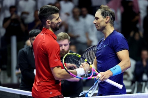 Nadal nói thẳng lí do khiến Djokovic 'bất khả chiến bại'