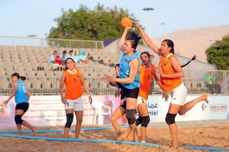Đội tuyển bóng ném bãi biển nữ Việt Nam lập hat-trick vô địch châu Á, giành vé dự giải thế giới