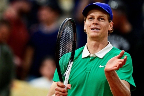 Huyền thoại quần vợt công khai ủng hộ Sinner trước thềm chung kết Roland Garros