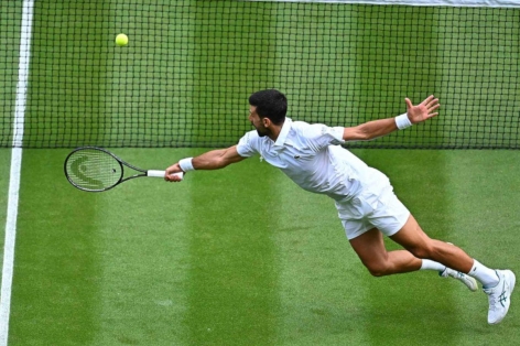 Nick Kyrgios gây bất ngờ khi nói về khả năng Novak Djokovic treo vợt