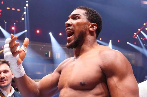 Anthony Joshua chuẩn bị tái xuất, đấu nhà vô địch Olympic?