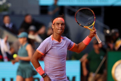Vùi dập 'ông cháu' kém 21 tuổi ở Madrid Open, Rafael Nadal thừa nhận thẳng thắn một điều