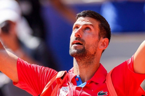 Novak Djokovic thẳng tiến vào tứ kết Olympic 2024