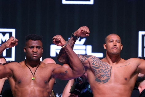 Ngannou 'nhẹ kí' hơn Ferreira trước ngày trở lại sàn MMA