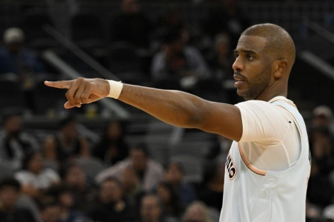 'Point God' Chris Paul lập cột mốc mới trong lịch sử NBA