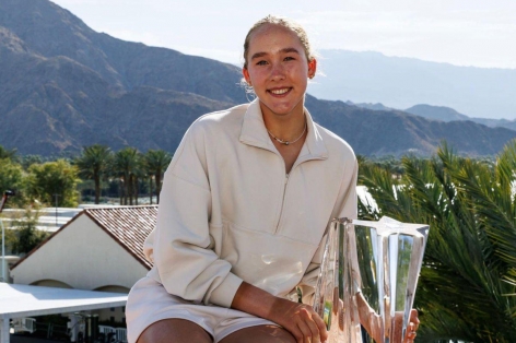 Kết quả tennis 17/3: 'Tiểu Sharapova' đăng quang Indian Wells