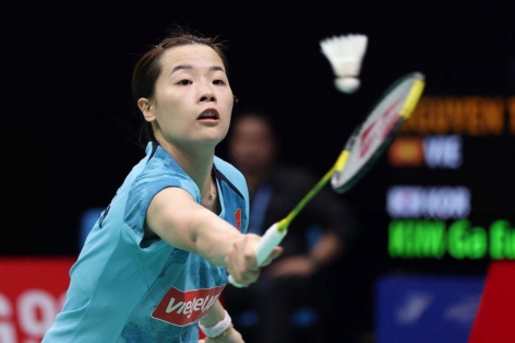 Đổi đối thủ, Nguyễn Thùy Linh vẫn gặp khó trận ra quân Malaysia Masters 2025