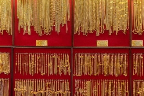 Giá vàng hôm nay tối 21/5: Sắc xanh bao phủ