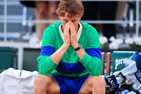 Sinner mất ngủ sau thất bại không tưởng ở chung kết Roland Garros 2025