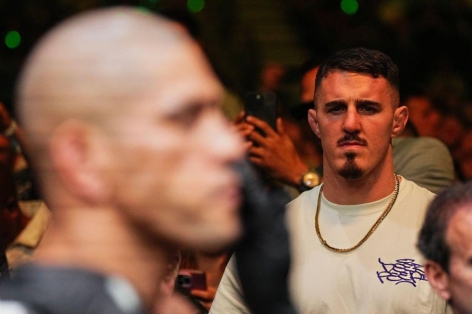 Tom Aspinall hào hứng đối đầu với Alex Pereira