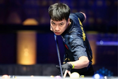 Cơ thủ Việt Nam thắng sốc huyền thoại billiards trận ra quân giải VĐTG