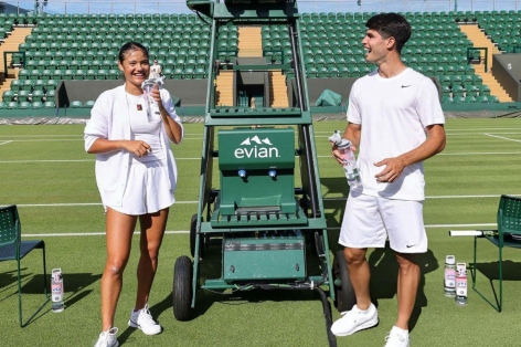 Cựu vương US Open 'bắt tay' thầy cũ của Nadal