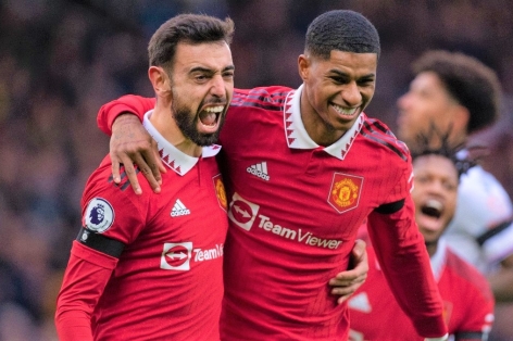 Trực tiếp MU 0-1 Leeds: Một gáo nước lạnh cho Quỷ đỏ