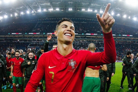 Lịch sử vẫy gọi, Ronaldo tiết lộ về ĐT Bồ Đào Nha khiến tất cả vỡ òa