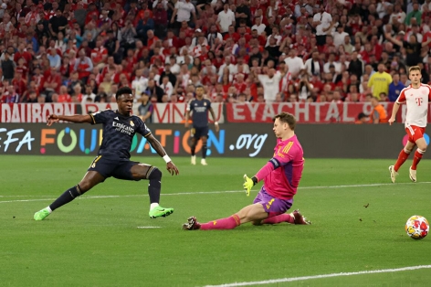 Trực tiếp Bayern Munich 0-1 Real Madrid: Vinicius mở tỉ số