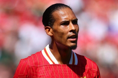 Van Dijk nói lời 'gan ruột' trước thềm Cúp C1 trở lại